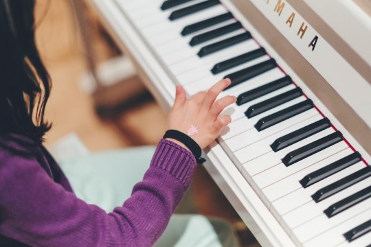 Qual o melhor instrumento musical para crianças?