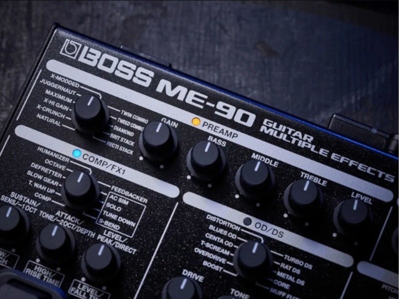 Um setup inteiro aos seus pés: conheça a proposta da BOSS ME-90