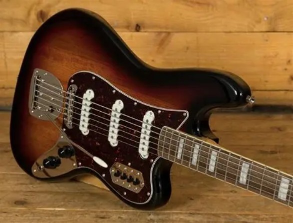 6 coisas que você precisa saber antes de comprar seu Squier Bass VI