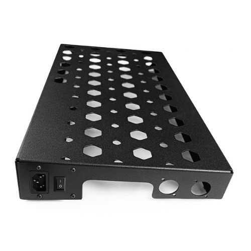 Pedalboard Santo Angelo Raffaele R450 45x25cm Com 3 Tomadas e Proteção Dps 