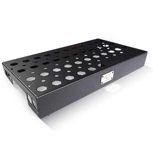 Pedalboard Santo Angelo Raffaele R450 45x25cm Com 3 Tomadas e Proteção Dps 