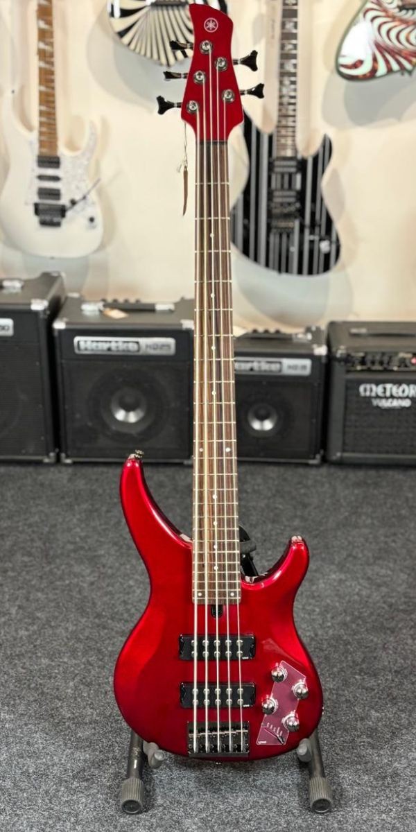 Baixo 5 Cordas Yamaha Trbx305 Candy Apple Red Ativo Com Performance eq 