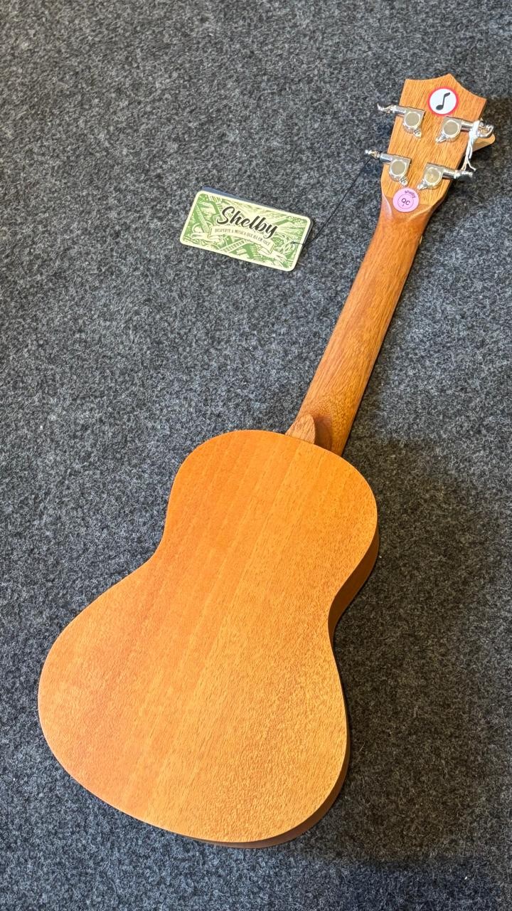 Ukulele Acústico Shelby Su23m Concert Mogno 