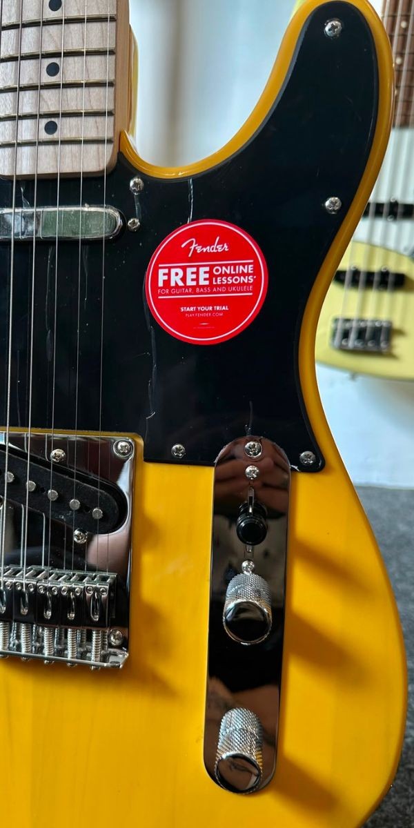 Guitarra Squier Sonic Telecaster Maple Butterscotch Blonde by Fender 