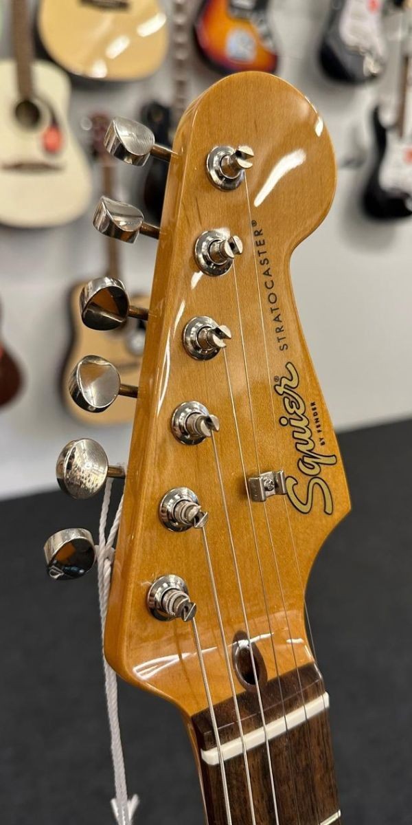 Guitarra Squier Classic Vibe 60s Stratocaster Lake Placid Blue 