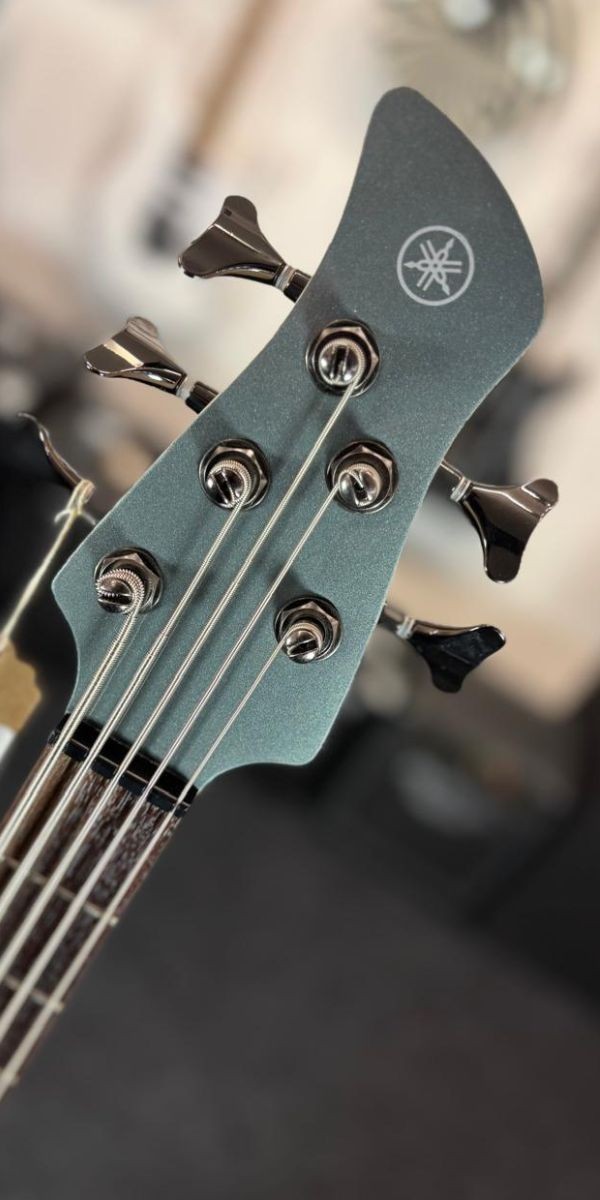 Baixo 5 Cordas Yamaha Trbx305 Mist Green Ativo Com Performance eq 