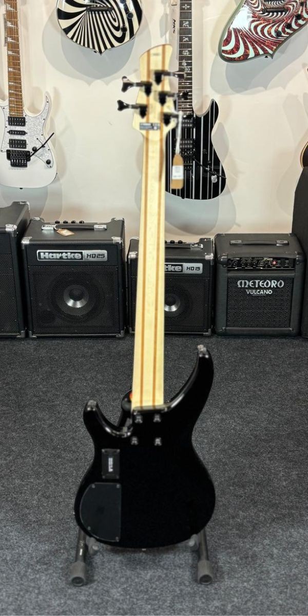 Baixo 5 Cordas Yamaha Trbx305 Black Ativo Performance eq 
