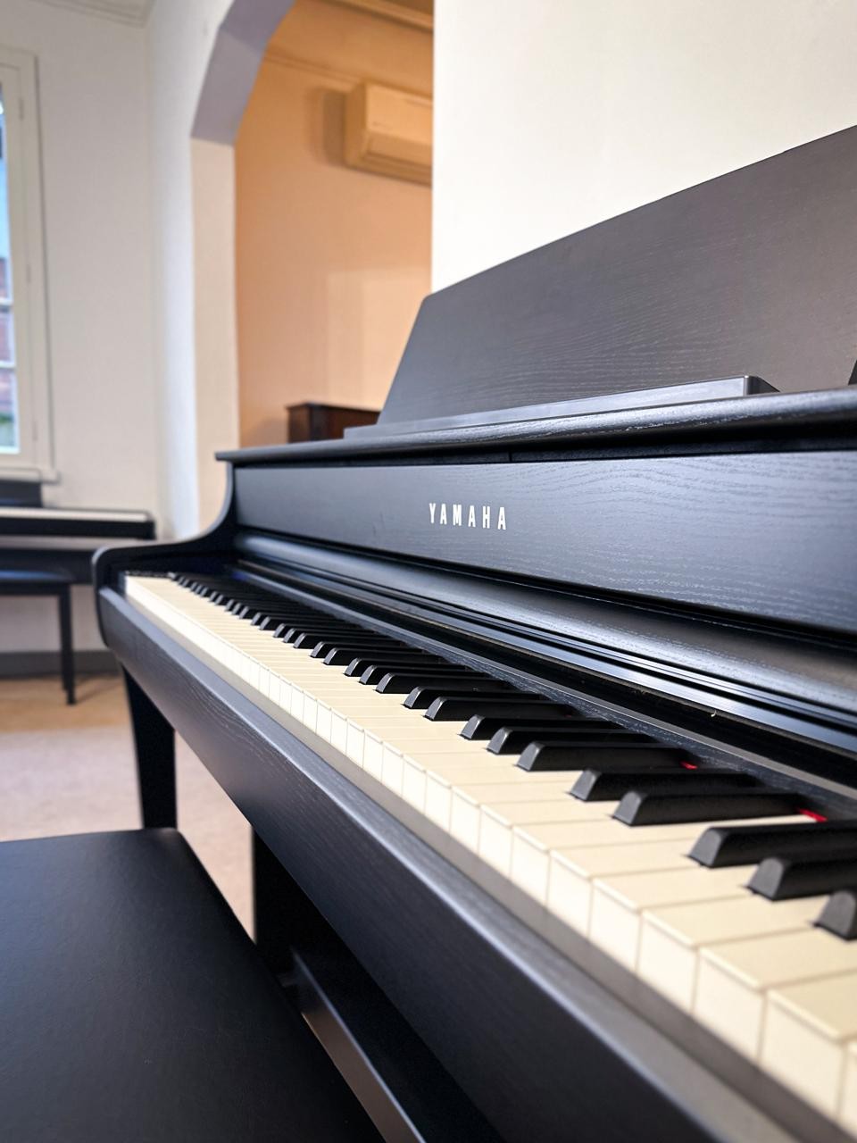 Piano Yamaha Clavinova Clp 835 Black