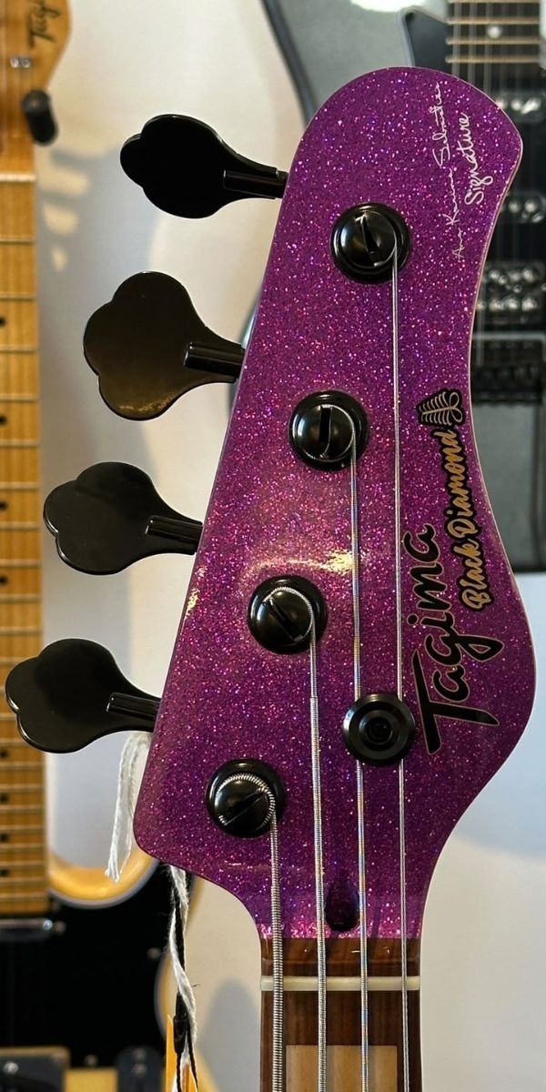 Contrabaixo Tagima Signature Ana Karina Black Diamond Pksk 4 Cordas Roxo 