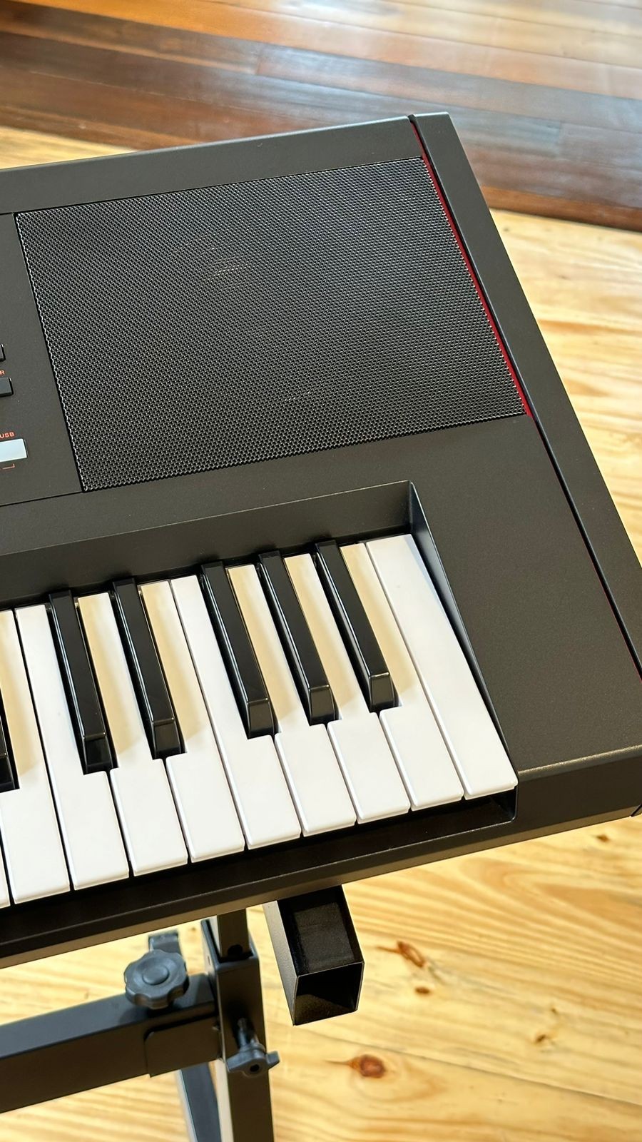 Teclado Arranjador Roland E-x50 61 Teclas 