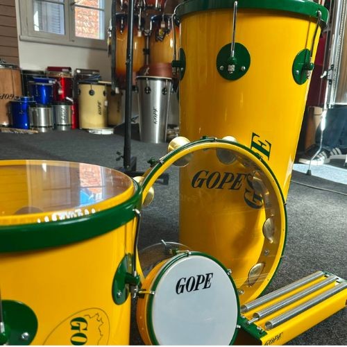 Kit Percussão Gope Kitlb1 Linha Brasil Pandeiro g3 12” Rebolo 11” Reco-reco Repique e Tamborim 
