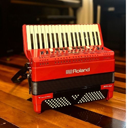 Acordeon Digital Roland Fr-4x V-accordion Midi 37 Teclas 120 Baixos 