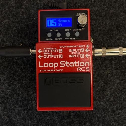 Pedal Boss Rc-5 Loop Station Looper Para Guitarra Com 99 Memórias e Usb 