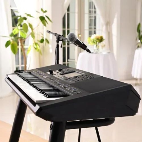 Teclado Arranjador Yamaha Psr-sx720+ 61 Teclas Touchscreen 7" Com 1.377 Vozes, 450 Ritmos e Super Articulation 