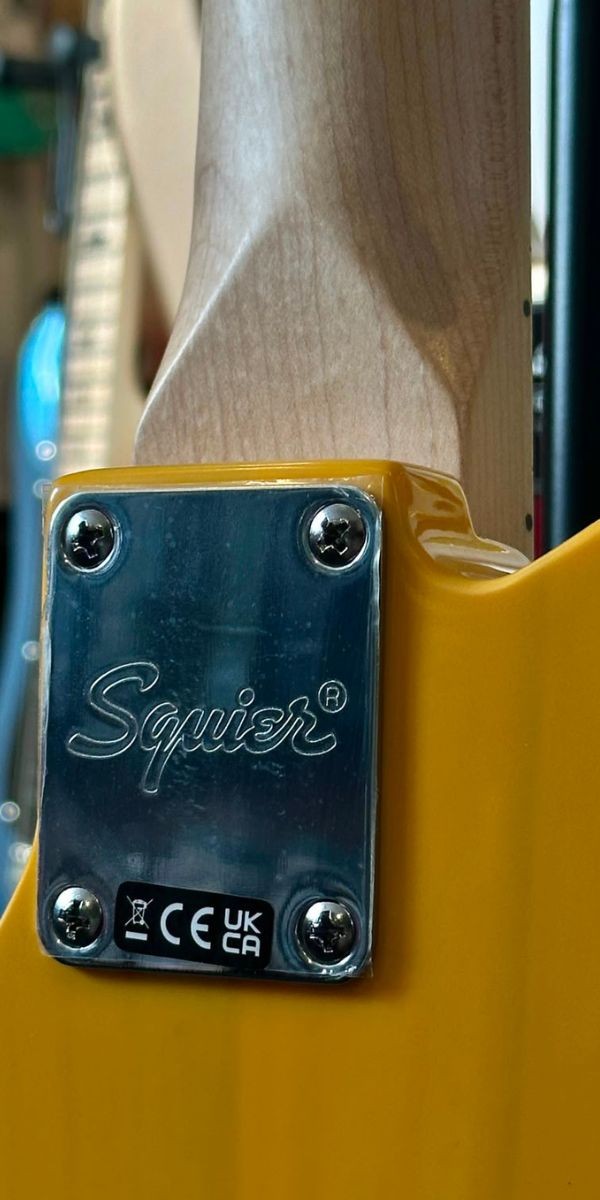 Guitarra Squier Sonic Telecaster Maple Butterscotch Blonde by Fender 