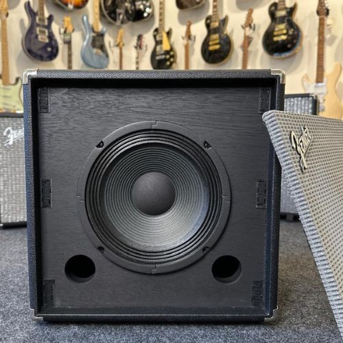 Combo Baixo Fender Rumble 40 v3 40w Com Falante 10” Xlr Overdrive e eq 