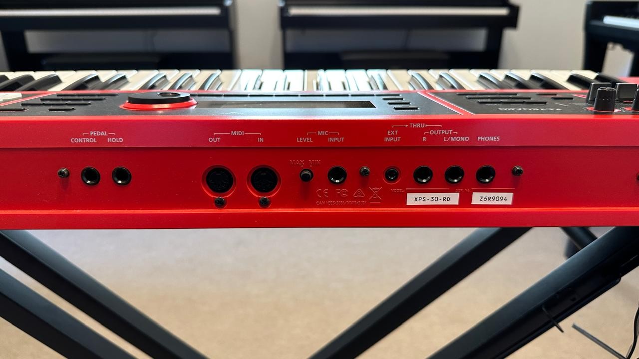 Teclado Roland Sintetizador Xps-30 Red 