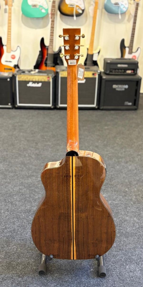 Violão Aço Rozini Premium Auditório Com Cutaway eq Fishman Presys Blend Rx620.fpb.n.ct.lp 