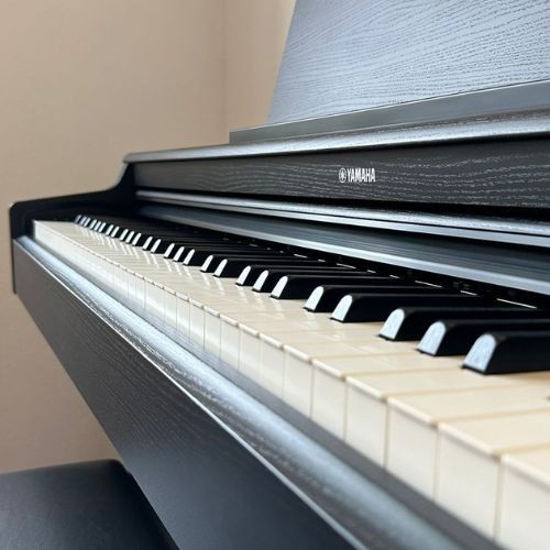 Piano Digital Yamaha Arius Ydp-165b Preto 88 Teclas Gh3 Cfx Vrm Lite 