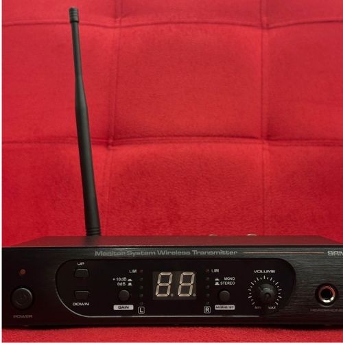 Sistema de Monitoração Sem Fio Staner Srm-1e/srm-1r In-ear Uhf 16 Canais 