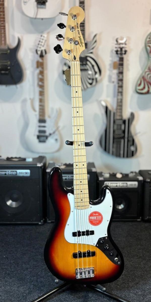 Baixo Squier Fender Affinity Jazz Bass 4 Cordas Maple 3-color Sunburst 