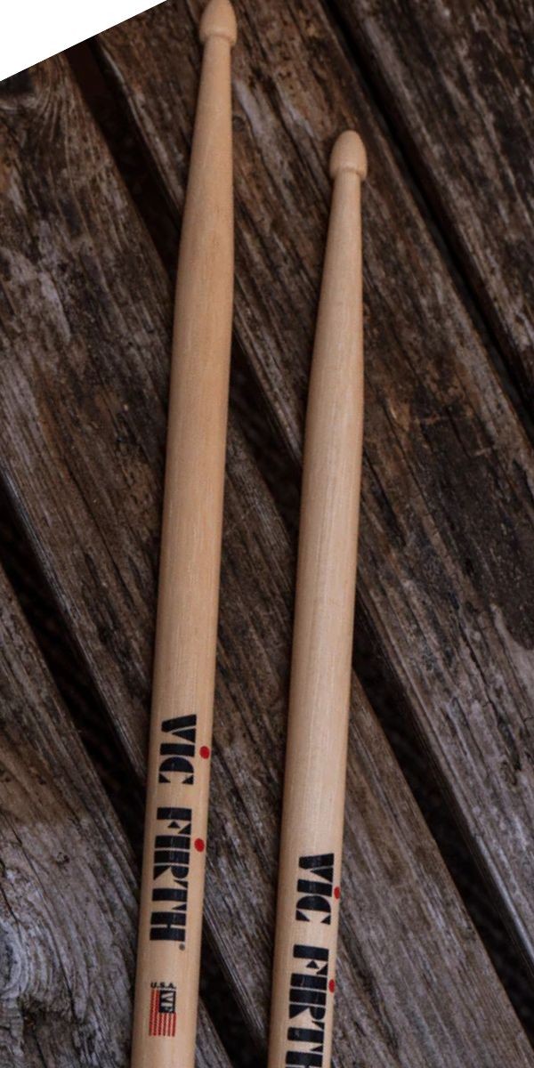 Baqueta Vic Firth American Classic 5b Ponta de Madeira Hickory Para Bateria 
