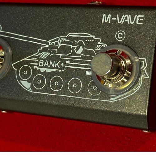 Pedaleira M-vave Tank Mini Guitarra 21 Presets Bluetooth Interface Usb e Simulador de Amp 