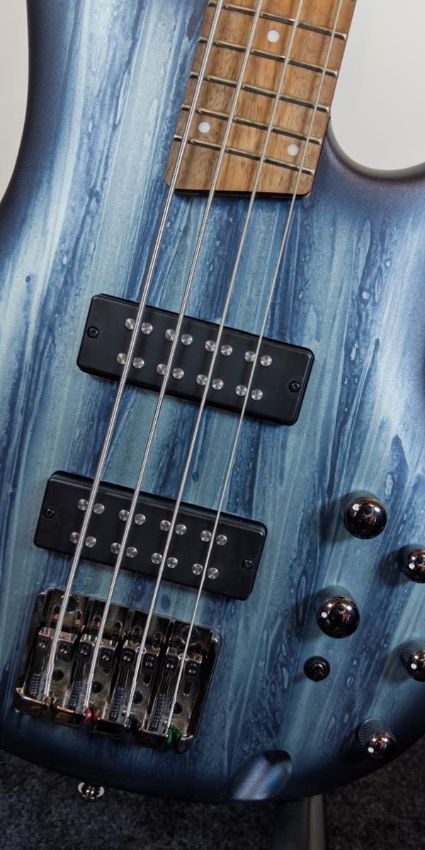 Baixo Ibanez 4 Cordas Sr300e Sky Veil Matte Ativo Com Powerspan e 3-band eq 