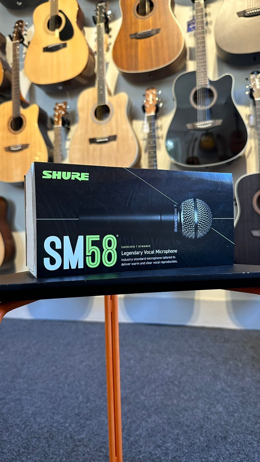 Microfone Shure Sm58 Bastão Com Fio 