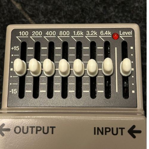 Pedal Boss Ge-7 Equalizador Gráfico 7 Bandas Para Guitarra 