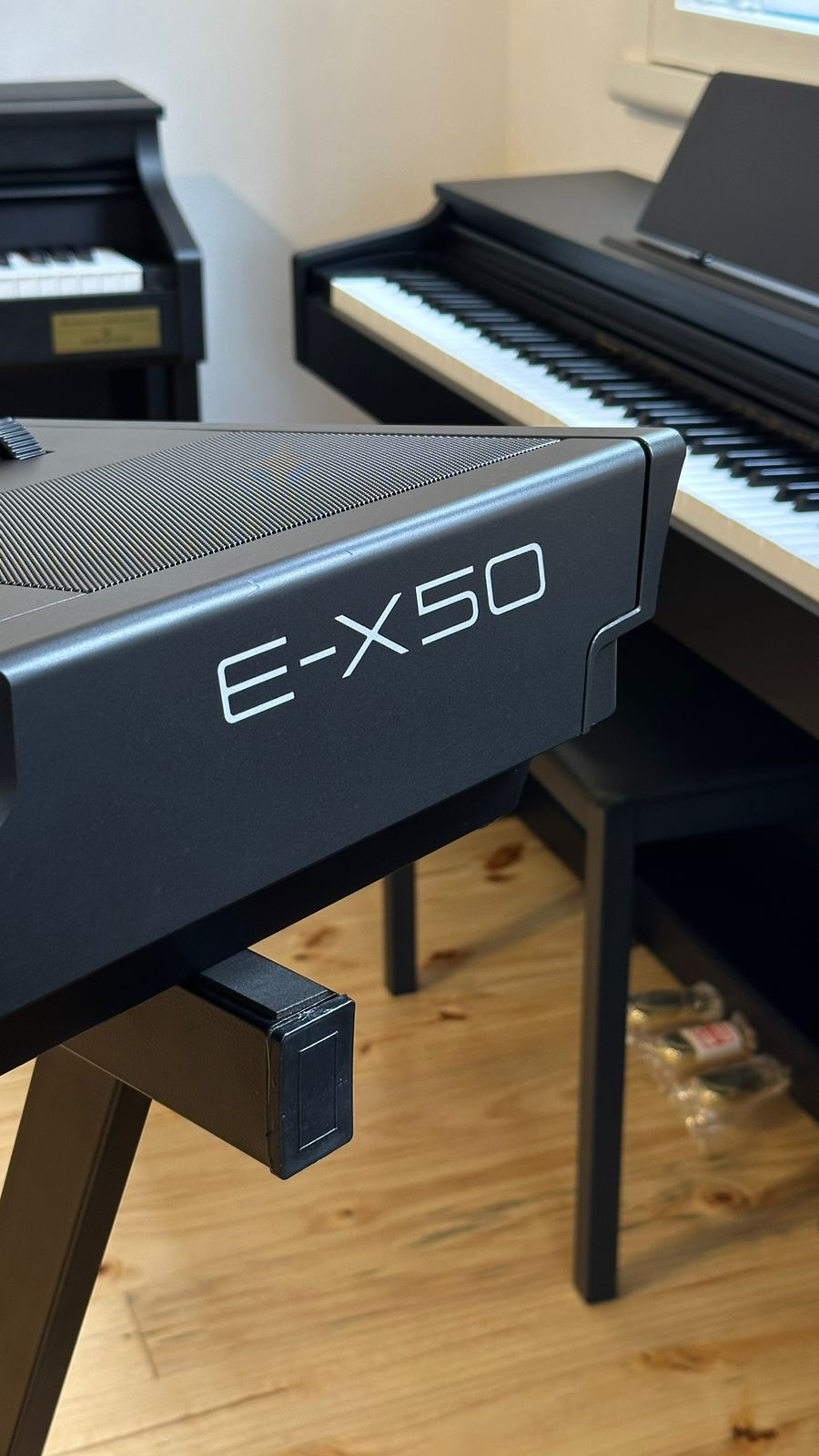 Teclado Arranjador Roland E-x50 61 Teclas 