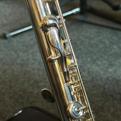 Flauta Transversal Yamaha Yfl-212 Prateada Com Chaves Fechadas e Estojo 