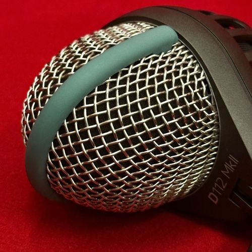 Microfone Profissional Akg D112 Mkii Cardioide Para Bumbo e Baixo 
