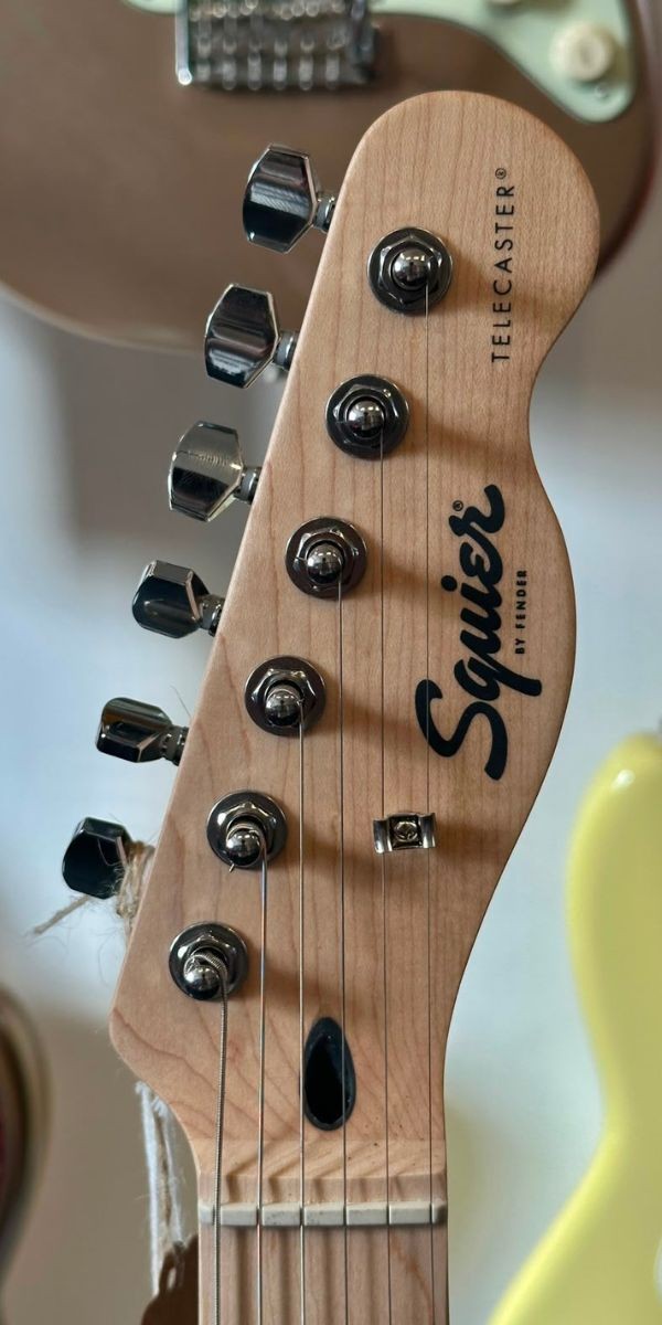 Guitarra Squier Sonic Telecaster Maple Butterscotch Blonde by Fender 