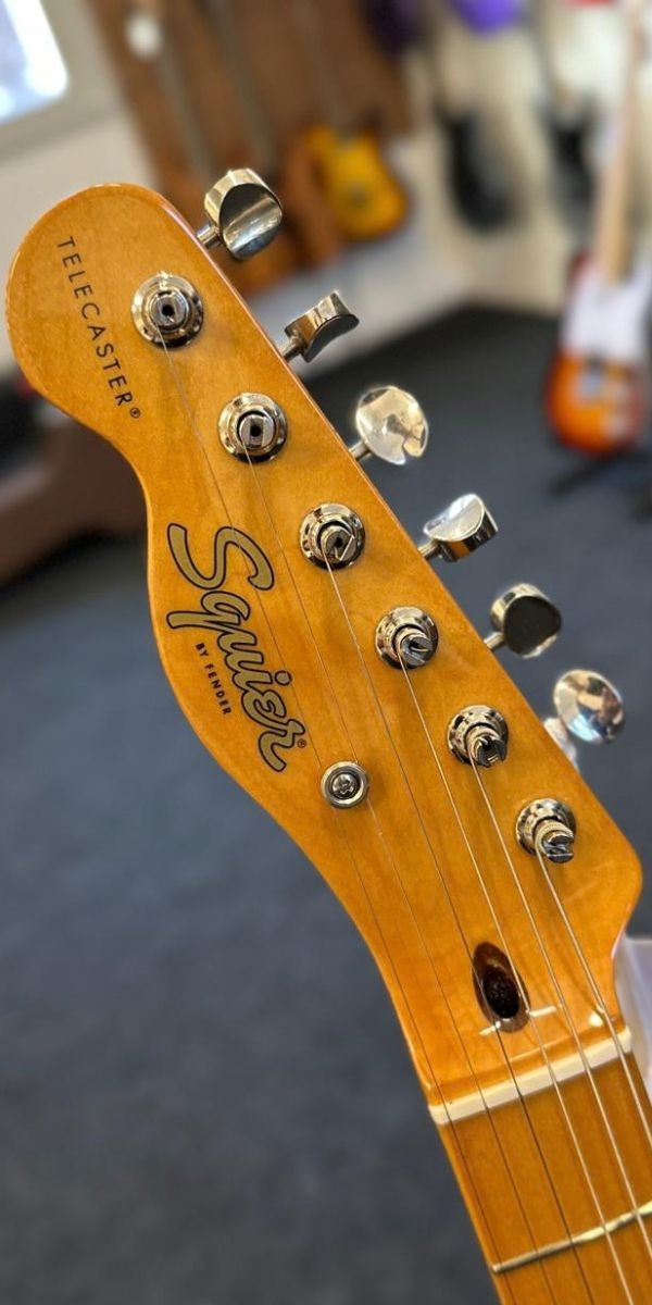 Guitarra Squier Affinity Series Telecaster Left-handed Canhota Butterscotch Blonde Maple by Fender 