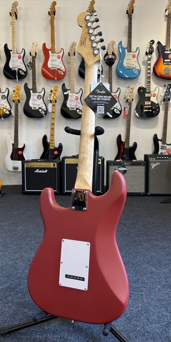 Guitarra Squier Debut Collection Stratocaster Dakota Red by Fender – 0379600554 