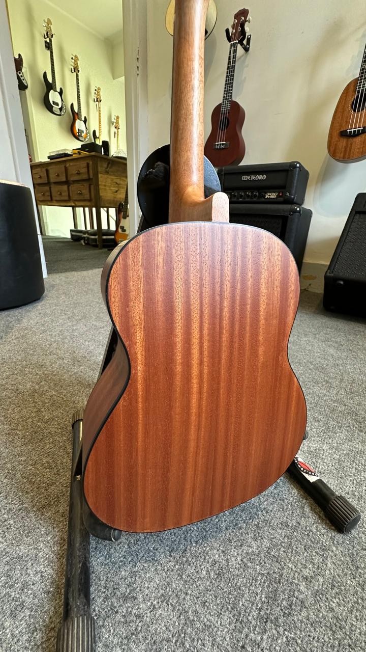 Cavaquinho Strinberg Cs25e Eletroacústico Natural Satin 