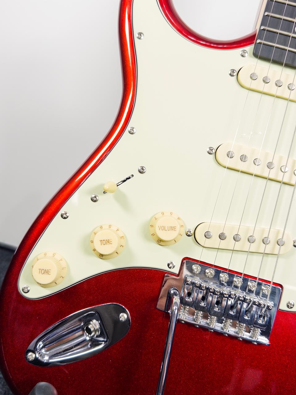 Guitarra Stratocaster Tagima Woodstock Tg-500 Canhota Candy Apple Red