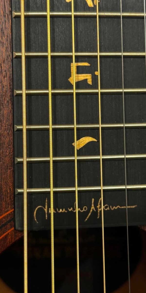 Violão Tagima Juninho Afram Gran Reserva Dark Mahogany Open Pore 