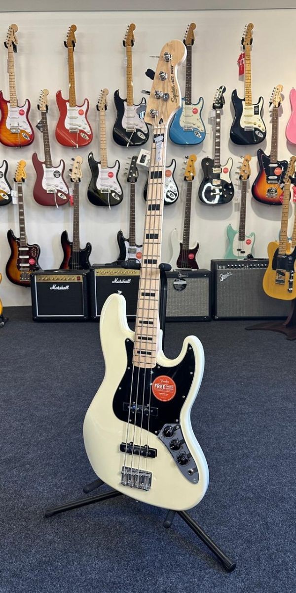 Baixo Fender® Squier® Affinity Jazz Bass® Ativo Olympic White 