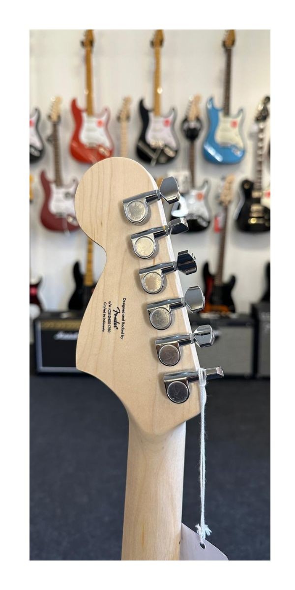 Guitarra Fender Squier Sonic Mustang Flash Pink 