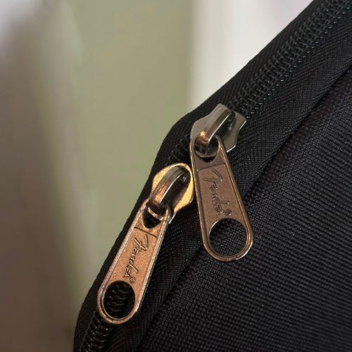 Bag Para Contrabaixo Fender Fb405 Preta Com Acolchoamento 5 Mm, Alças de Mochila e Bolso Frontal 