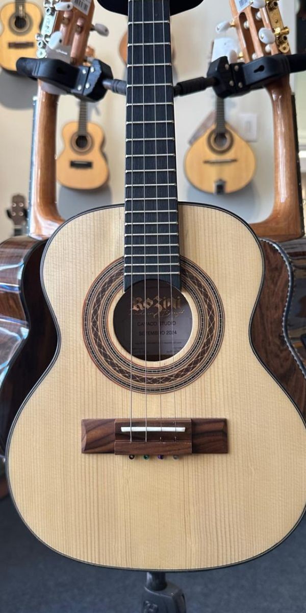 Cavaquinho Elétrico Rozini Studio Rc12 Passivo Natural Fosco Caixa Baixa 