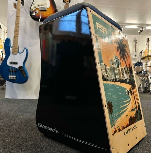 Cajon Fsa Design California Fc6666 Eletroacústico Com Captação Dupla Xlr 
