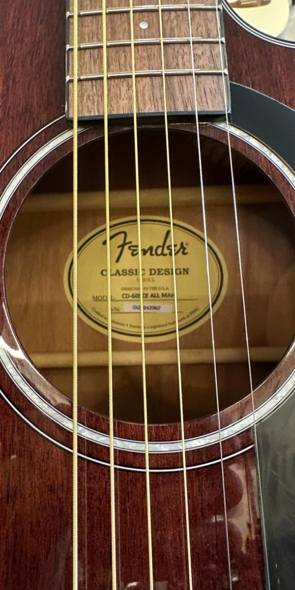 Violão Fender Cd-60sce All-mahogany Dreadnought Eletroacústico Com Fishman 