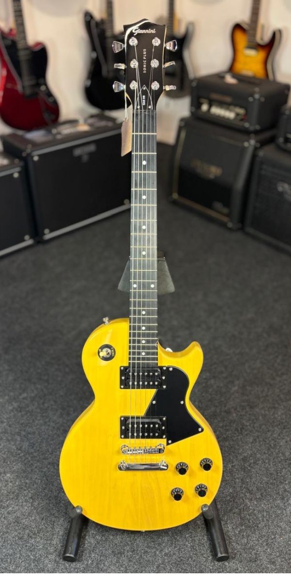 Guitarra Elétrica Giannini Sonic Plus Gae09 Plus yl (yellow) 