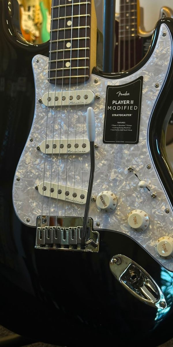 Guitarra Fender Player ii Modified Stratocaster Rosewood Dusk Com Deluxe Gig Bag – 0147420310 