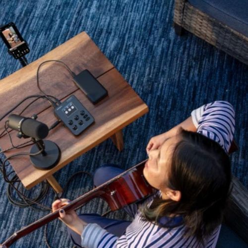 Roland go Studio Interface e Mixer de áudio Usb-c 24-bit/192khz 12 Canais 