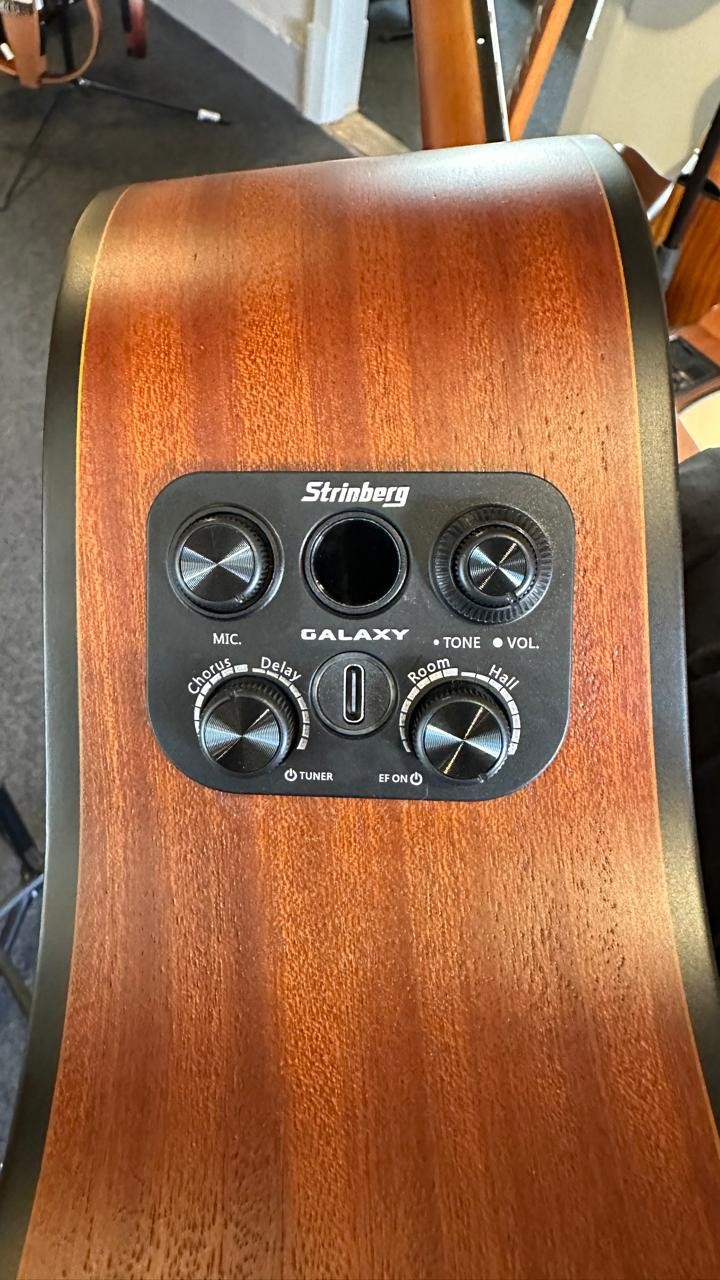 Violão Nylon Strinberg Galaxy Sc301 Mahogany Satin Com Bag 