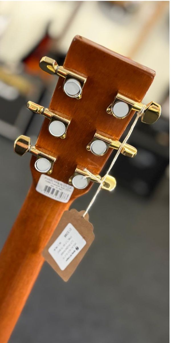 Violão Aço Rozini Premium Auditório Com Cutaway eq Fishman Presys Blend Rx620.fpb.n.ct.lp 